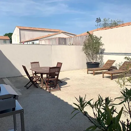 Abys Avec Grande Terrasse *