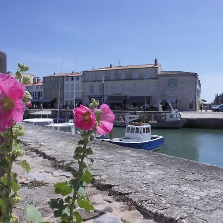Abys Avec Grande Terrasse